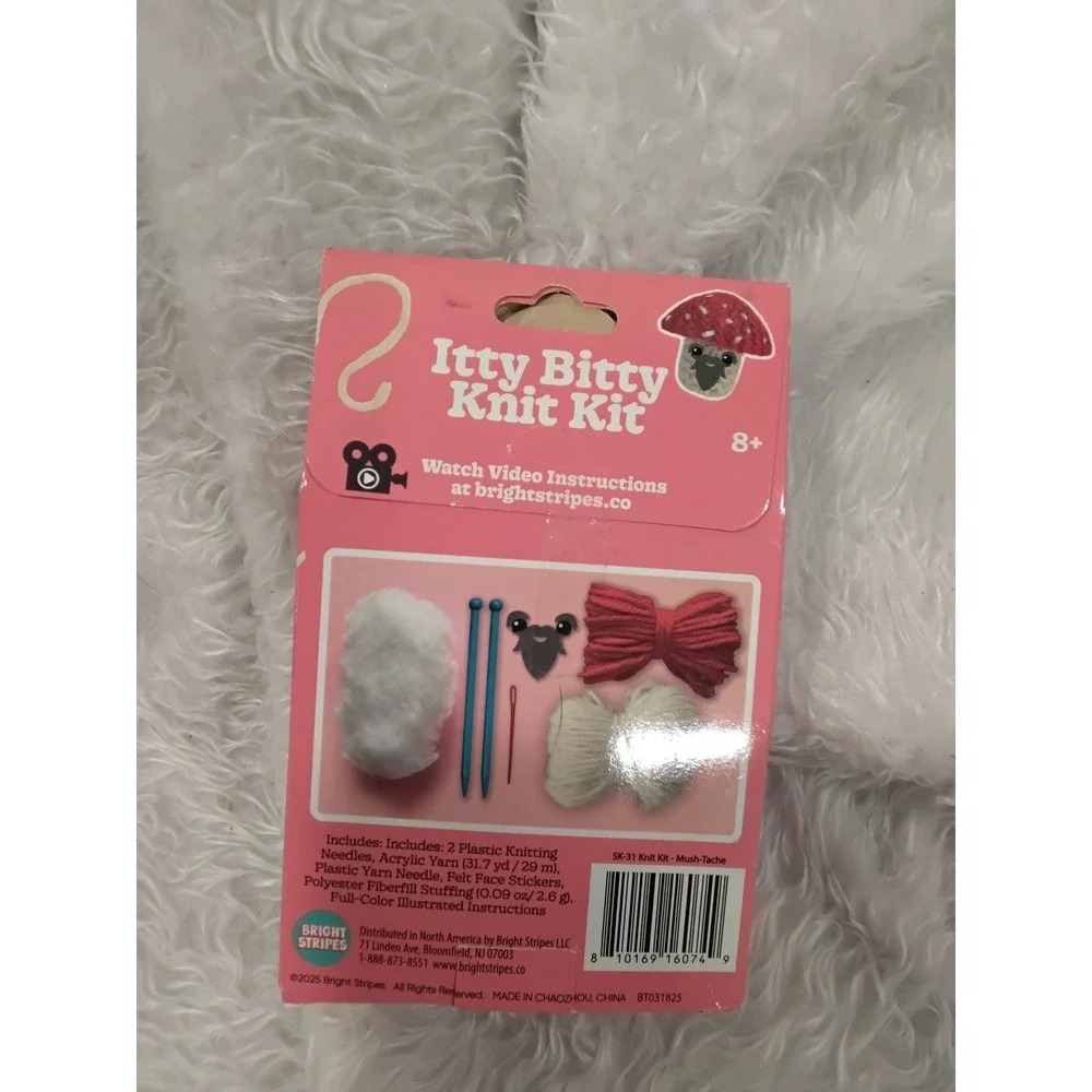 Itty Bitty Knit Kit Mr Mustache Mushroom Crafting Fun for Beginners 8+‎